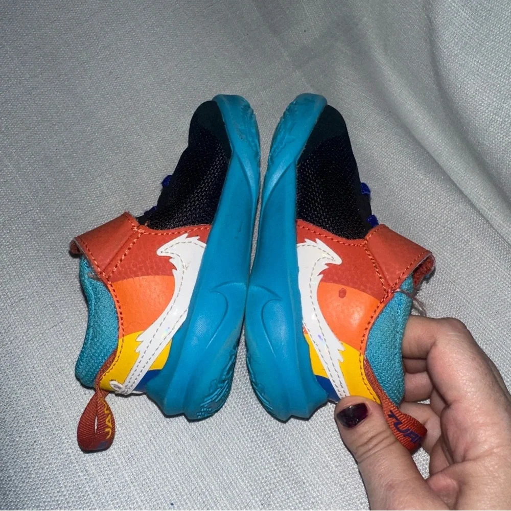Nike Kids' Black and Orange Sneakers